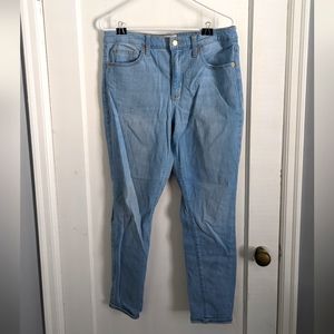 Universal Thread High Rise Skinny Jeans
